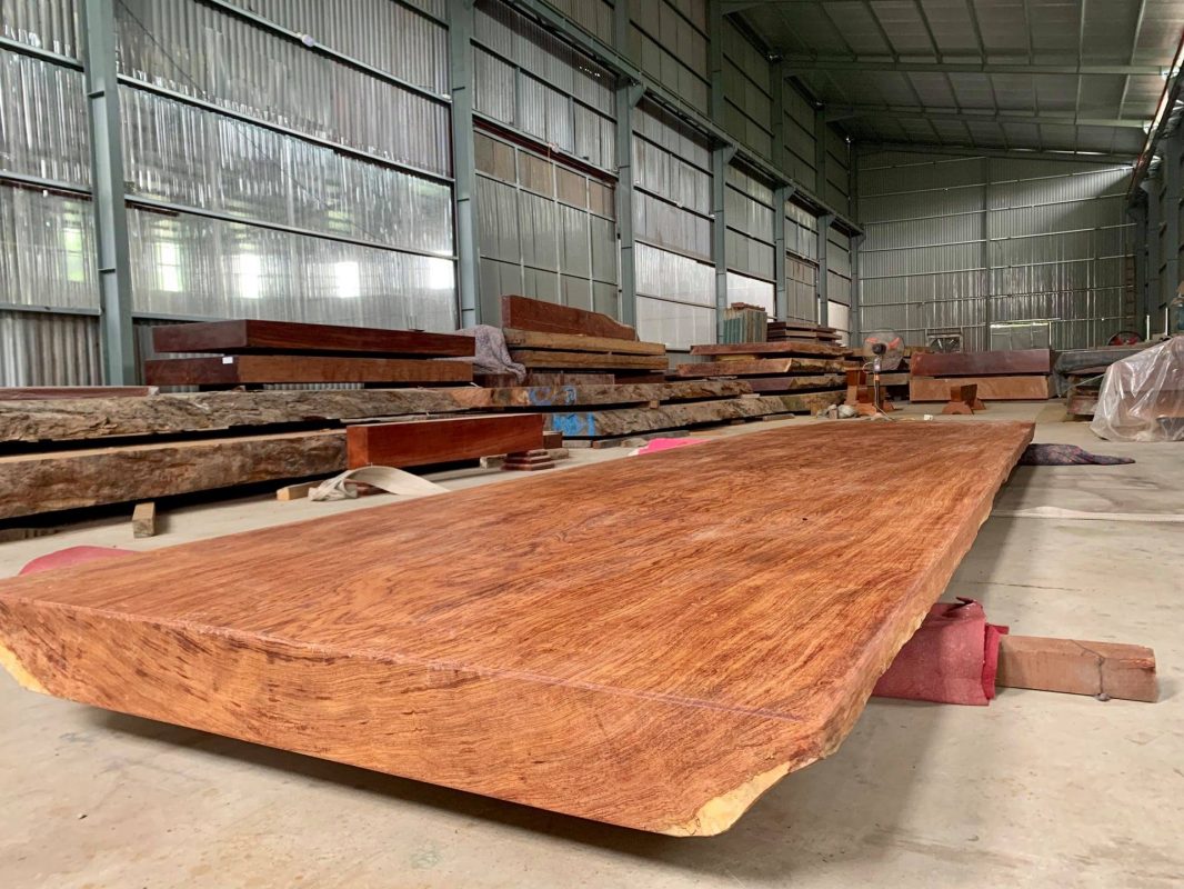 Mặt Bàn Ăn Nguyên Khối Vân Chun Siêu VIP BGNK05 3
