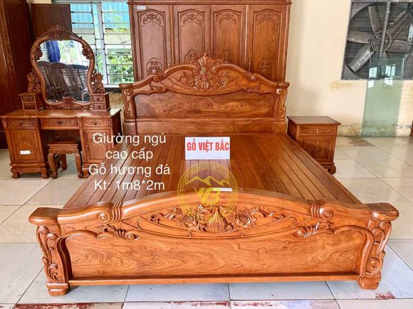 Giường Hồ Lô Hồng Gỗ Hương Đá siêu Vip GTB04 1