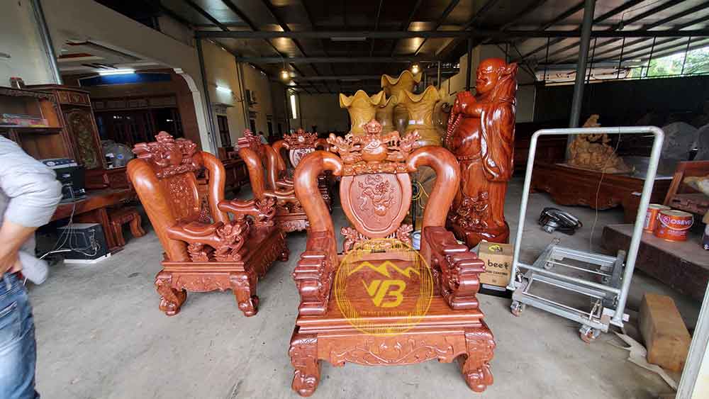 Bộ bàn ghế Nghê bảo đỉnh cột 16 Vip chuyển KH Thổ Tang - Vĩnh Phúc 2