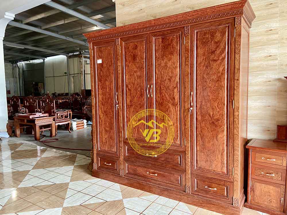 Tủ 4 cánh 3 buồng Gỗ Cẩm Lai GTBP156 3