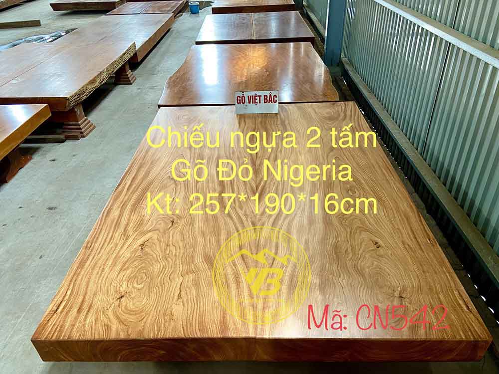 Sập Chiếu Ngựa Nguyên Khối Gỗ Gõ Đỏ Nigeria CN35 1