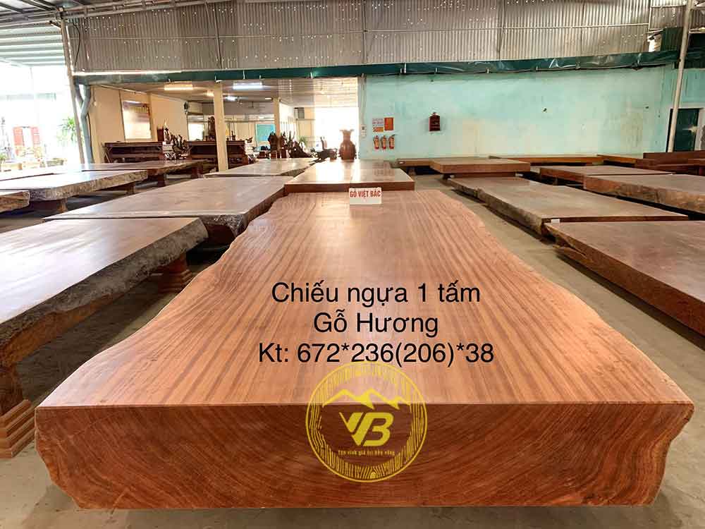 Tổng hợp những mẫu chiếu ngựa gỗ siêu khủng VIP 10