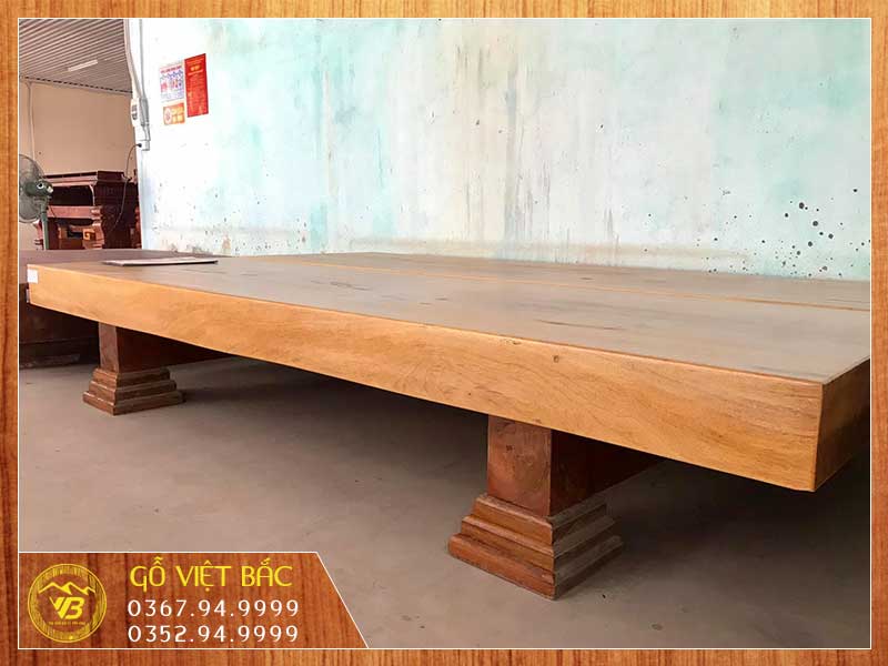 Cửa hàng chiếu ngựa gỗ gõ đỏ tại Bắc Ninh 3