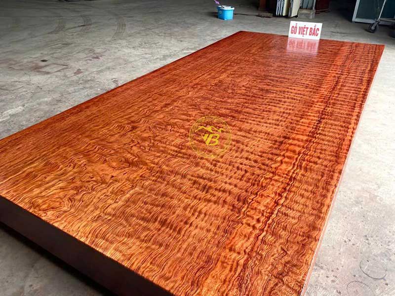 Đặc điểm gỗ Cẩm Lai 